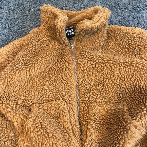 Sherpa Zip Up - Picture 2 of 3
